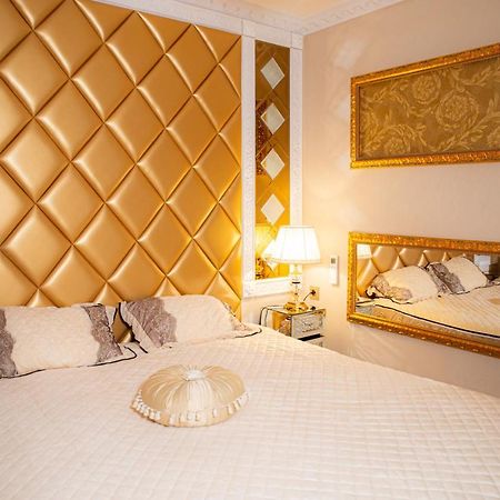 Le Petit Versailles Vernon  Exterior foto